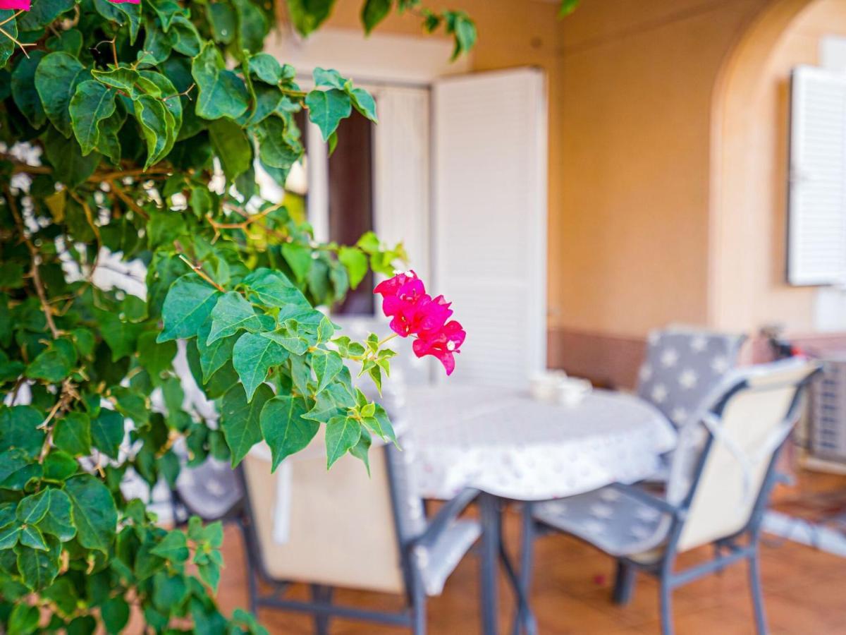 Belvilla By Oyo Lovely Bungalow With Swimming Pool Orihuela Ngoại thất bức ảnh